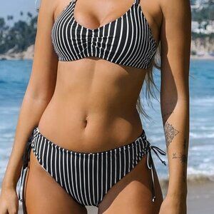 CUPSHE Bikini Set Back Braided Straps with Reversible Bottom Sz S NWT